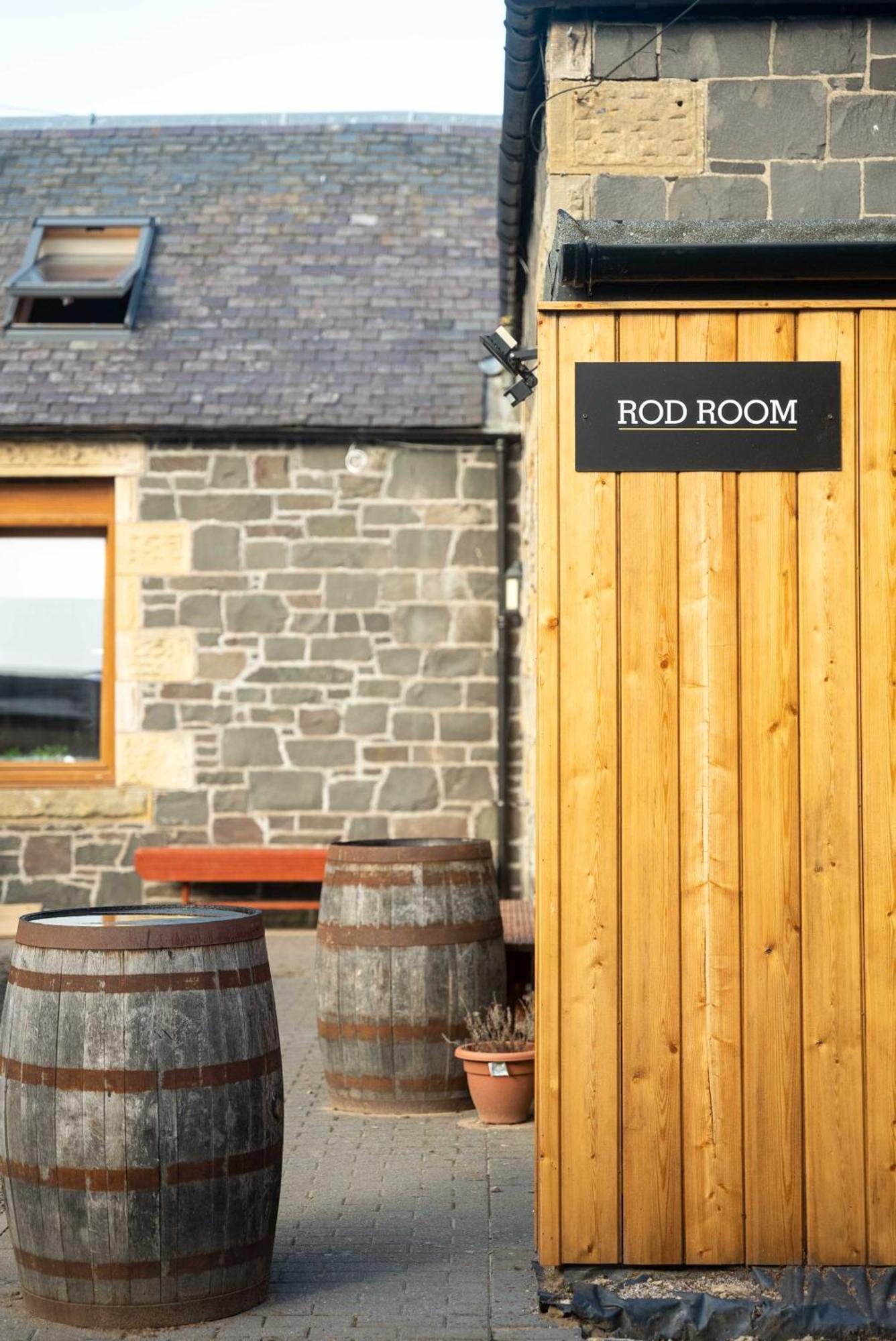 Traquair Arms Hotel Innerleithen Kültér fotó