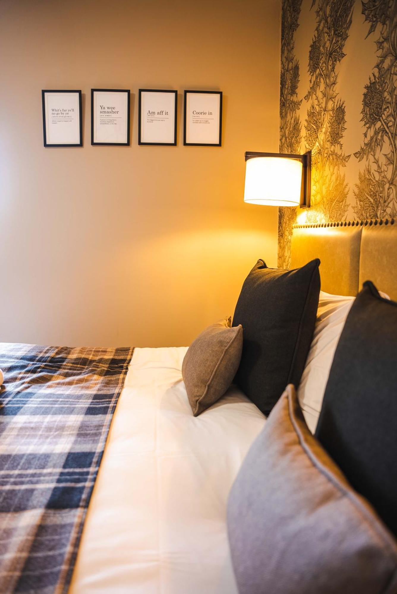 Traquair Arms Hotel Innerleithen Kültér fotó